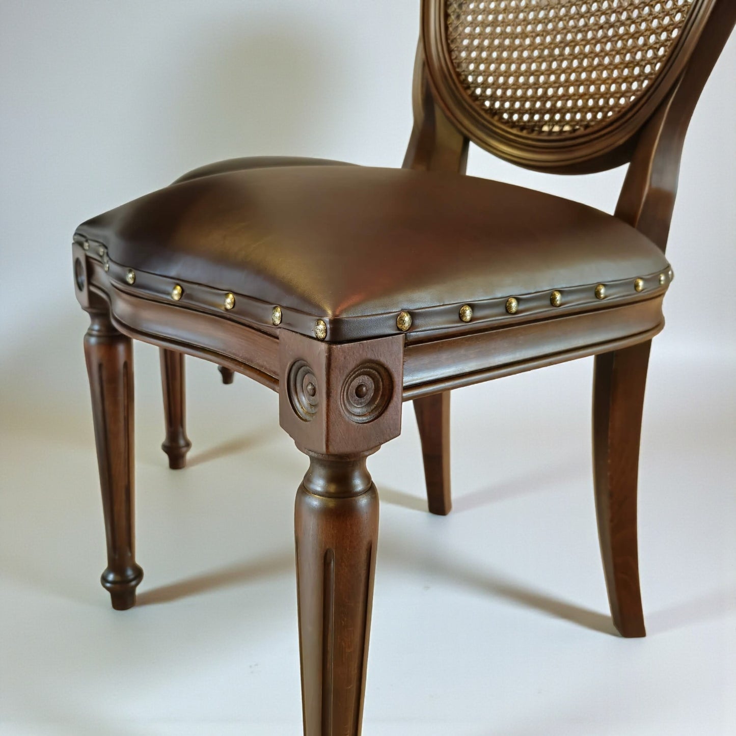 Elegansia Wooden Table Set (4 Retro Chairs)