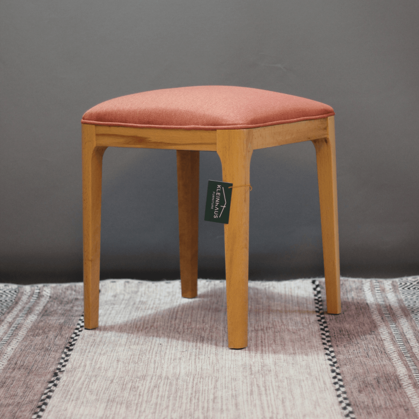 Soft Bench, Ahşap Ayaklı Mutfak Bankı