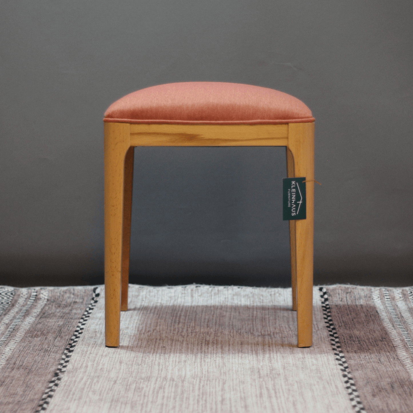Soft Bench, Ahşap Ayaklı Mutfak Bankı
