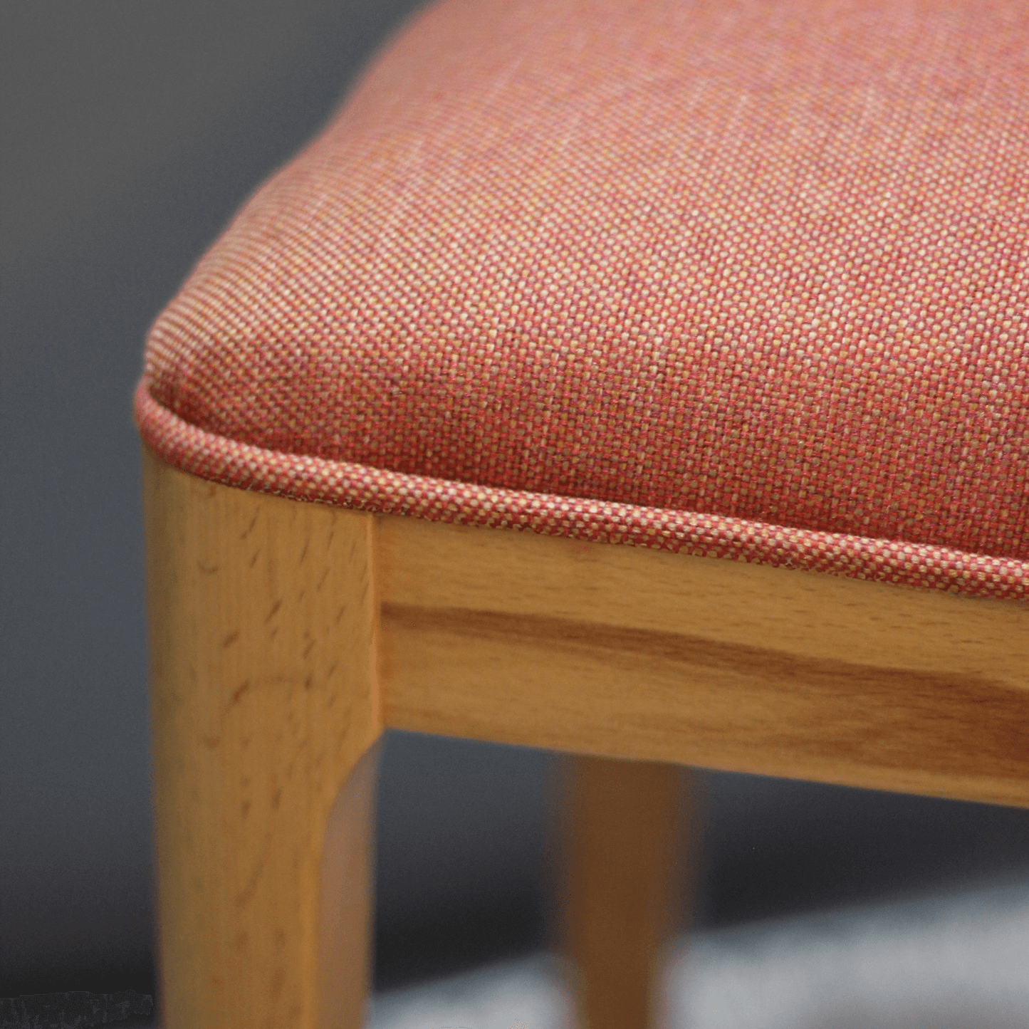 Soft Bench, Ahşap Ayaklı Mutfak Bankı