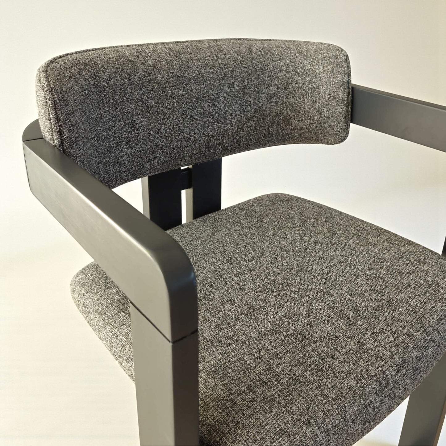 Münih Ahşap Bar Sandalyesi