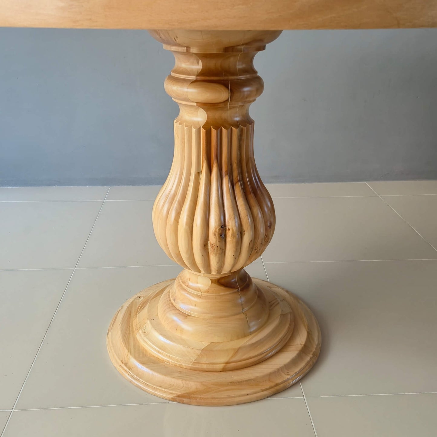 Balerin Ahşap Masa