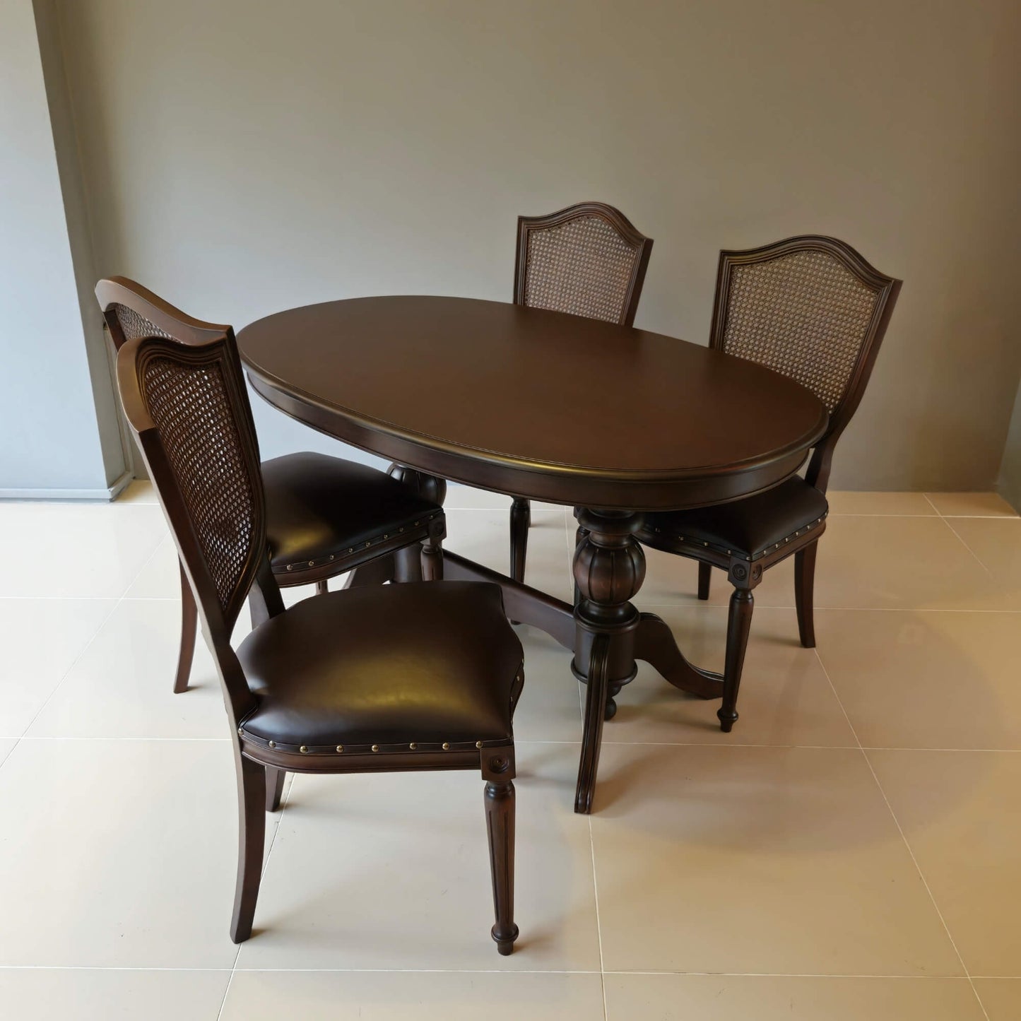 Elegansia Ahşap Masa Takımı (4 Adet Retro Sandalye)