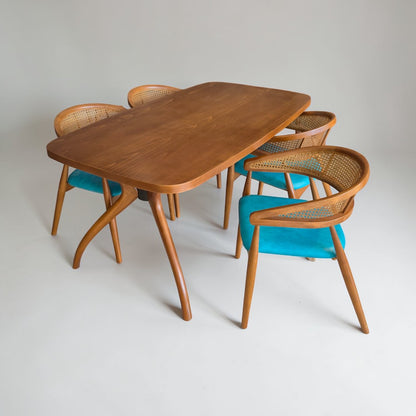 Pilurus & Berlin Masa Takımı