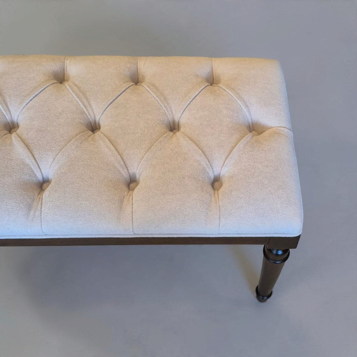 Sarp Bank, Quilted Upholstered Wooden Leg Bench