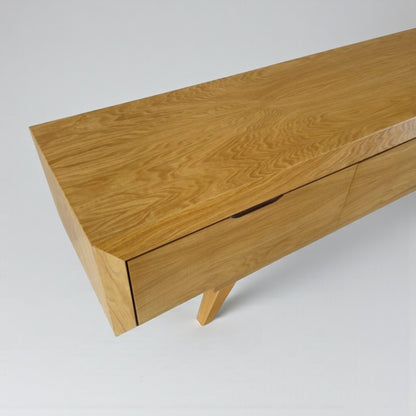 Meşe Kaplama Tv Ünitesi