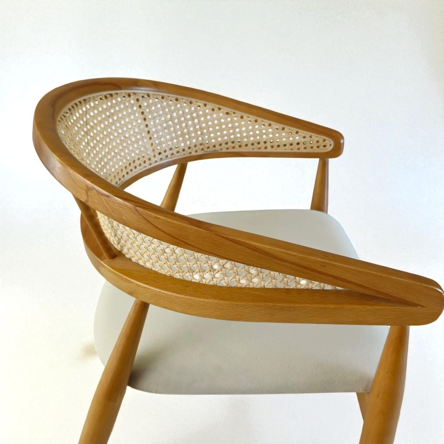 Berlin Hazeranlı Ahşap Sandalye