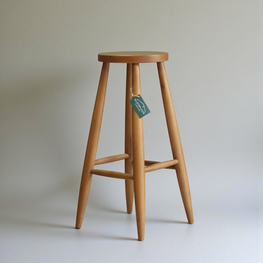 Stellera Yuvarlak Oturumlu Ahşap Bar Taburesi