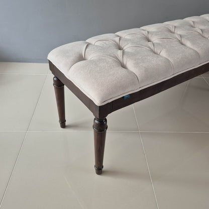 Sarp Bank, Kapitone Döşemeli Ahşap Ayaklı Bench