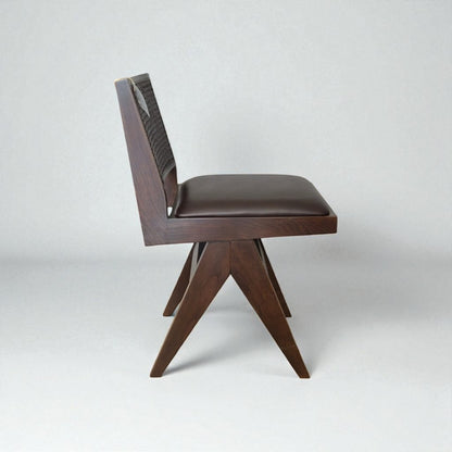 Retro Hazeranlı Wooden Chair
