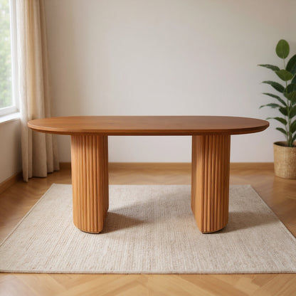 Alia Esstisch aus Holz, Lattenbeine, modernes Design