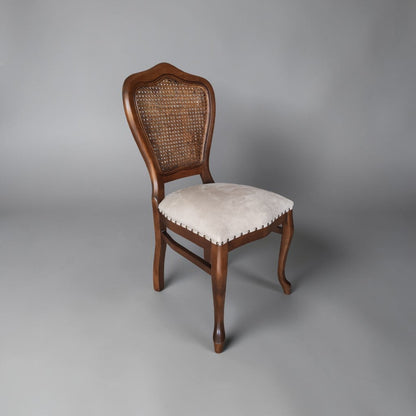 Lilia Rattan-Holzstuhl, klassisches Design