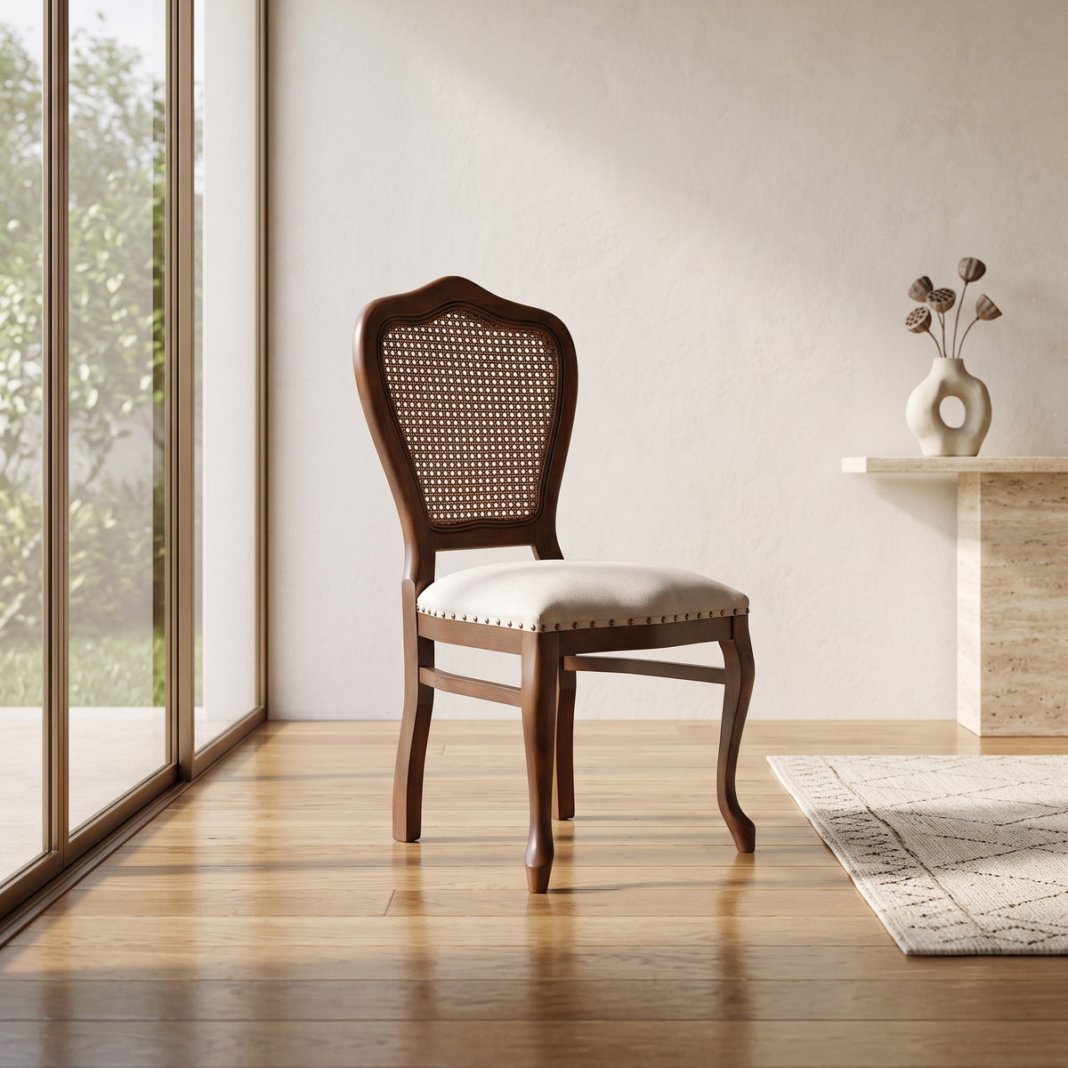 Lilia Rattan-Holzstuhl, klassisches Design