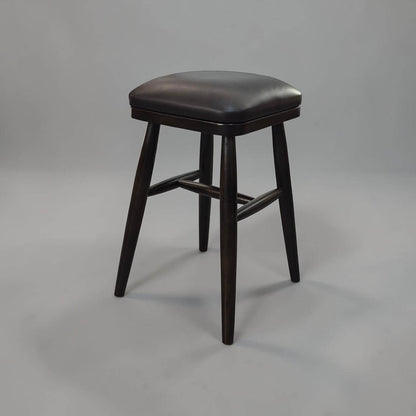Moderner quadratischer Holzhocker von Woody